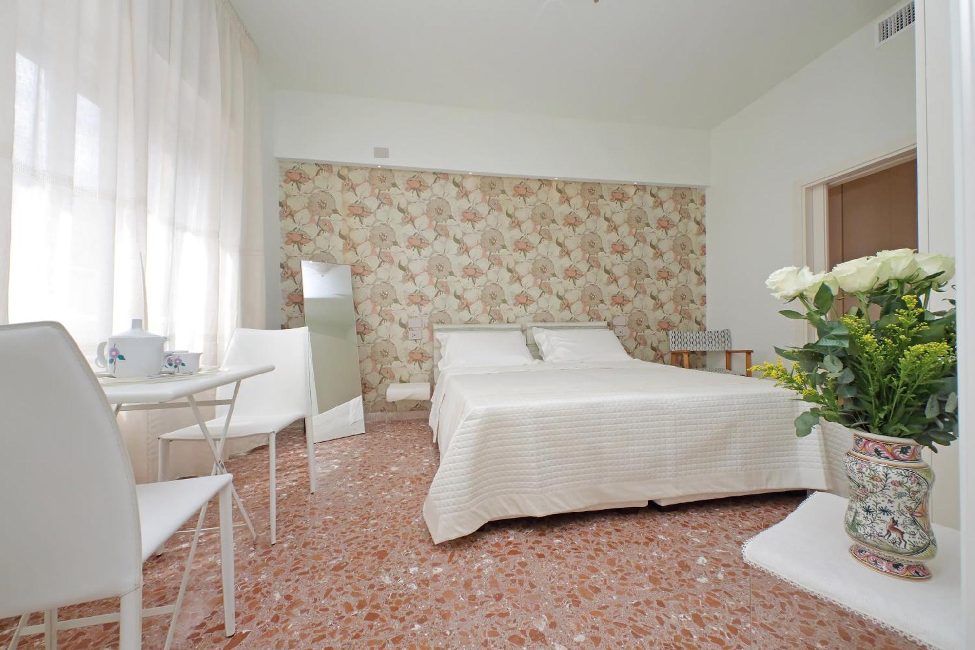 On Rome Affittacamere O Guesthouse Экстерьер фото